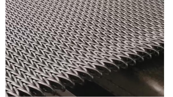 熱處理網帶-人字形網帶邊緣為什么會松散