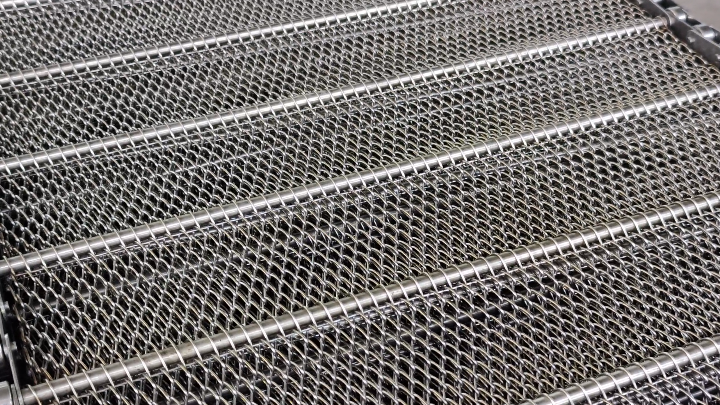 透氣好、能耗低——食品清洗烘干輸送線專用網帶